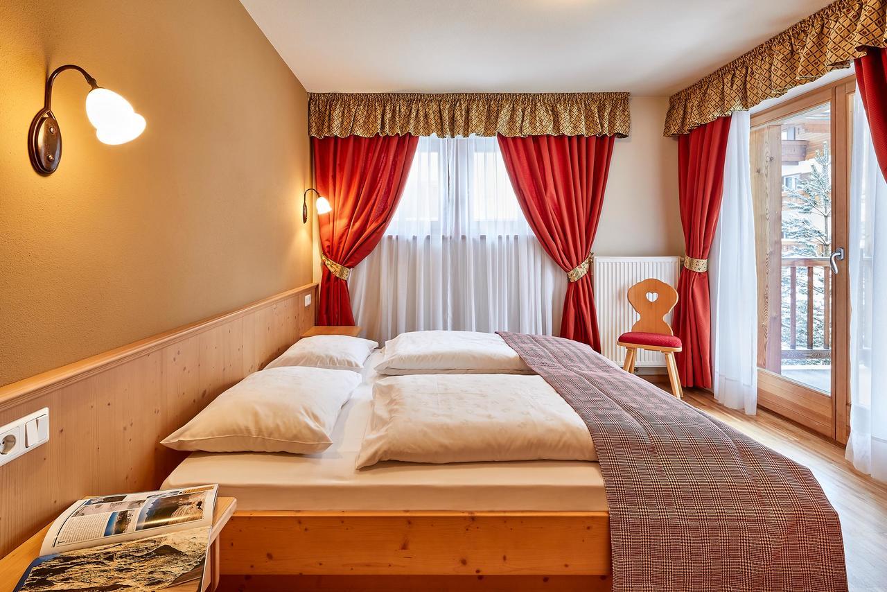 Hotel Marmolada Corvara Exteriér fotografie